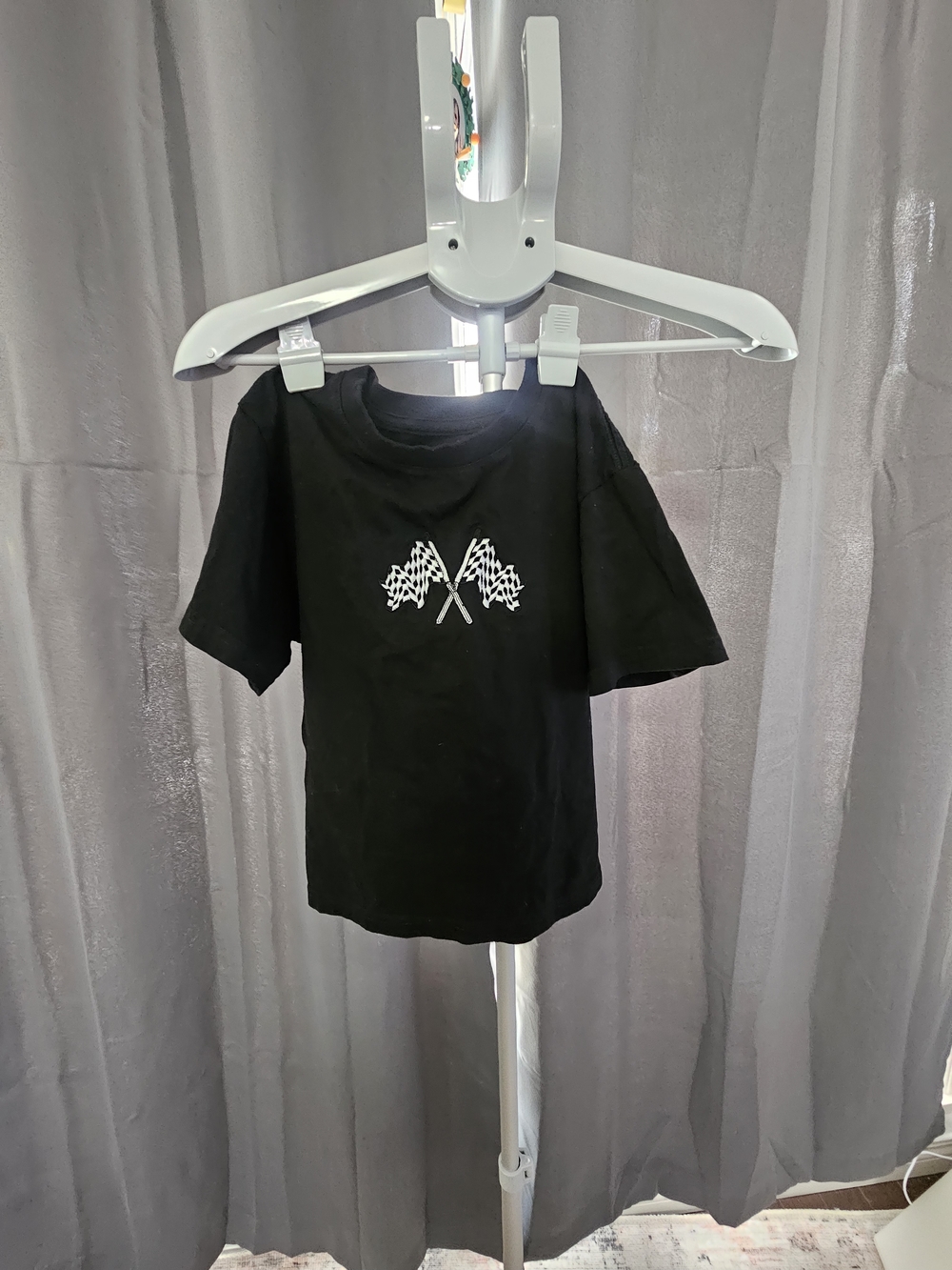 100% Cotton Crop Top Black Graphic Flag T-Shirt